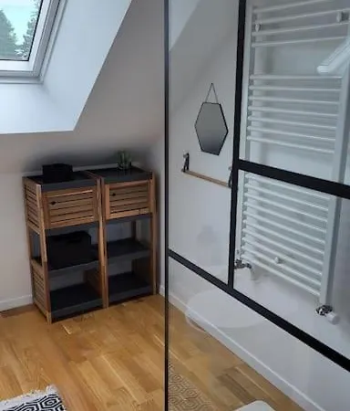 Maison A 200 M 펜션 *